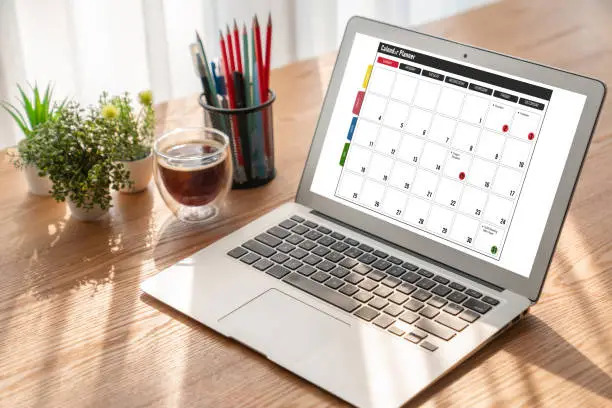 Các tính năng cần có của phần mềm quản lý lịch làm việc